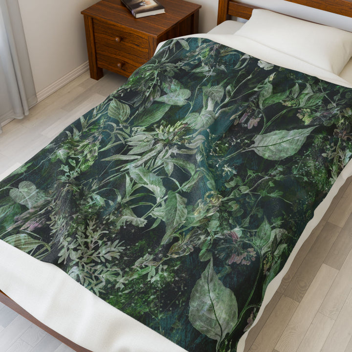 Luxury Velveteen Plush Blanket - Midnight Jungle Green- Cozy & Soft