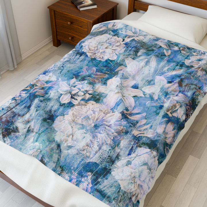 Luxury Velveteen Plush Blanket - Jasmine Evening- Cozy & Soft