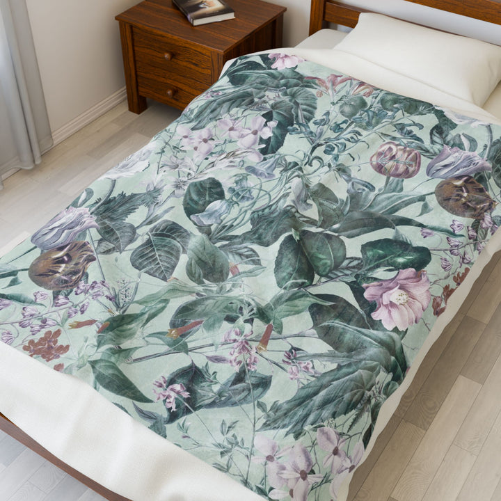 Luxury Velveteen Plush Blanket - Dutch Tulip Garden- Cozy & Soft